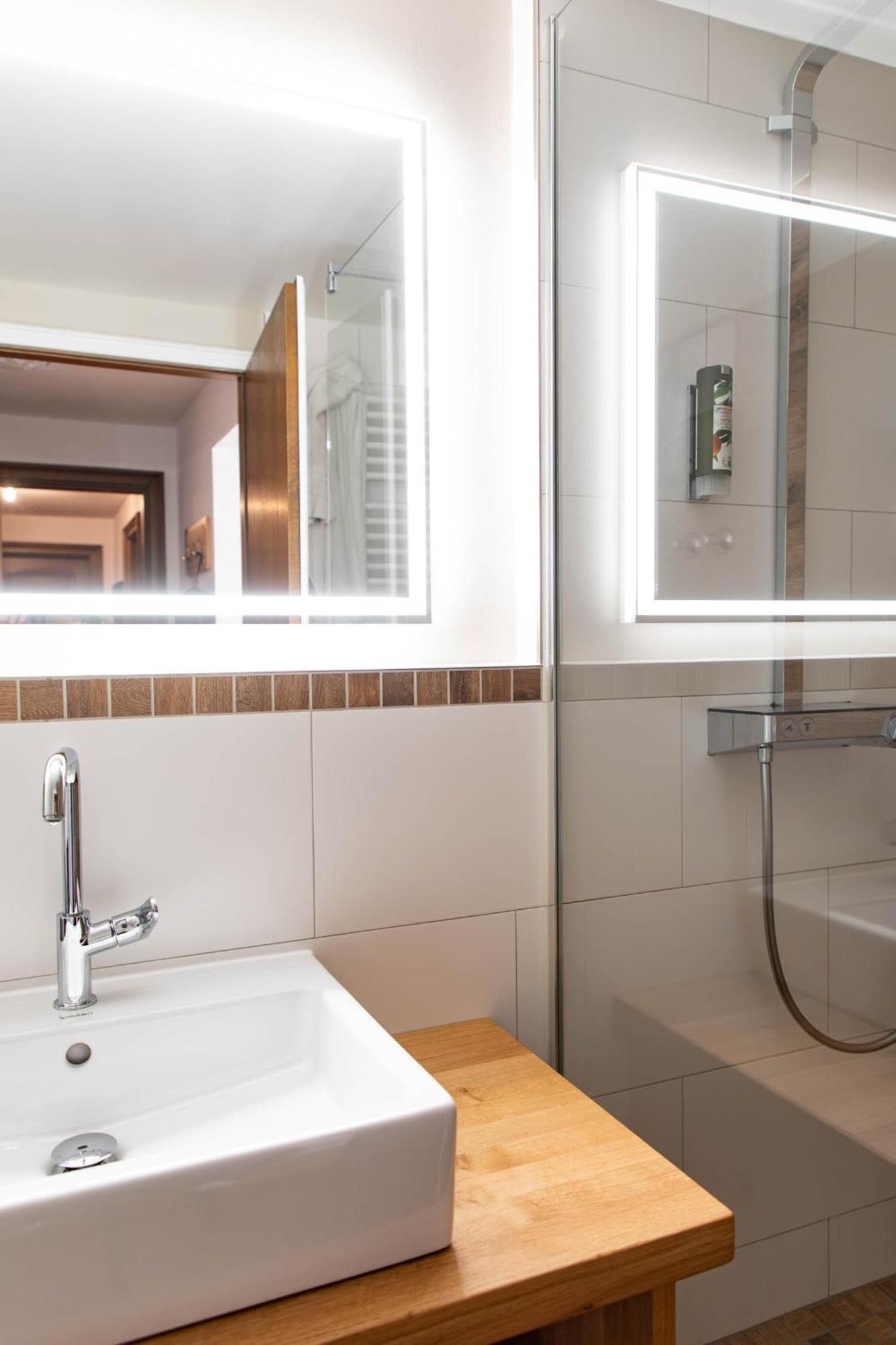 Rotta Hotel Bachmair Alpina מראה חיצוני תמונה